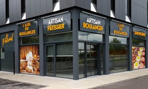 Fabrication et pose d'une enseigne de boulangerie dans le Rhône